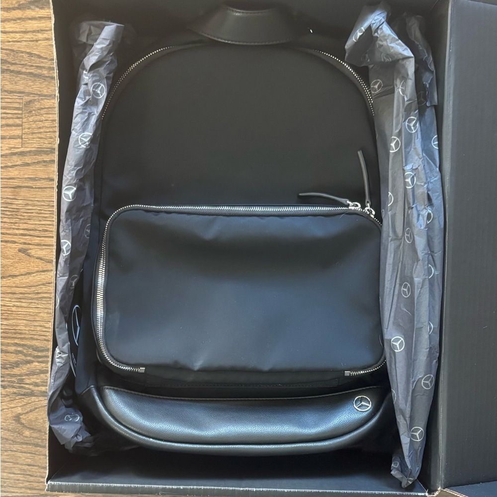 Luxury Black Backpack for Men - Picture 7 of 11